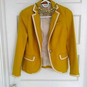 Banana Republic trim blazer